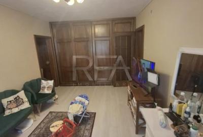 Apartament cu 3 camere semidecomandat, mobilat în Gorjului - 2