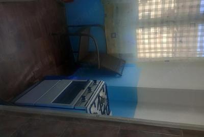 Garsonieră decomandată în Decebal - 2