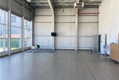 De inchiriat  Spatiu comercial versatil in Radauti (teren 5000 mp) - 9