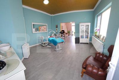 Casă cu 5 camere cu Teren 2400 Mp în Libertății - 8