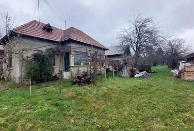 Vand casa + teren comuna Cornu - 1