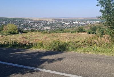 Teren de 5000 mp, în Central - 2