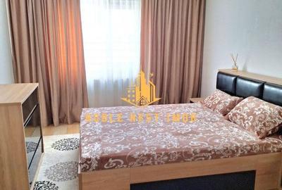 Apartament cu 3 camere, mobilat în Central