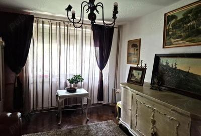 Apartament cu 3 camere decomandat în Central - 10