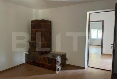 Casă cu 3 camere cu Teren 1000 Mp în Central