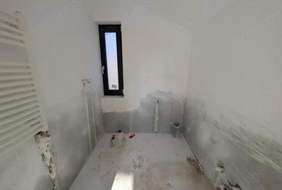 Casă cu 4 camere cu Teren 740 Mp în Hemeiuș - 19