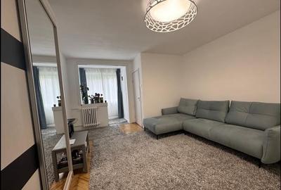 Iancului Metrou Vatra Luminoasa et.3/10,Amenajata,balcon,mobilat utilata complet