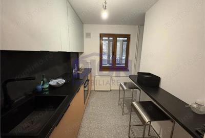 Apartament cu 2 camere semidecomandat, mobilat în Cantemir