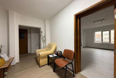 Apartament cu 3 camere decomandat în Calea Călărașilor - 5