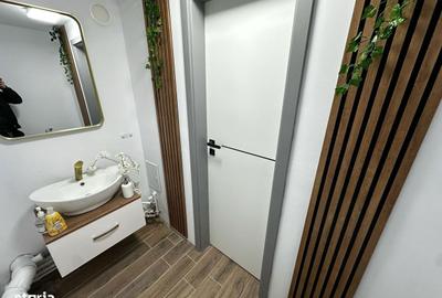 Spațiu comercial, de 60 mp, în Moieciu - 5