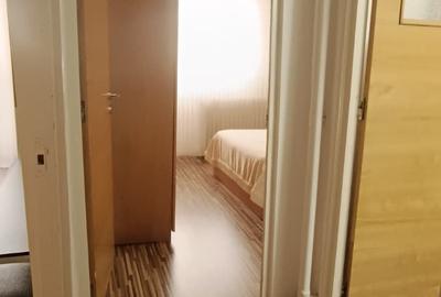 Apartament cu 2 camere semidecomandat, mobilat în 13 Septembrie - 4