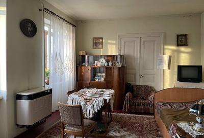 Casa traditionala,5 camere,162 mp.+ ANEXA,teren 300 mp,orasul vechi - 5