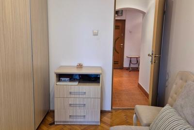 Apartament cu 4 camere decomandat în Banat - 1