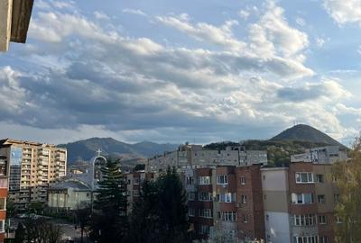Apartament cu 2 camere decomandat în Florilor - 3