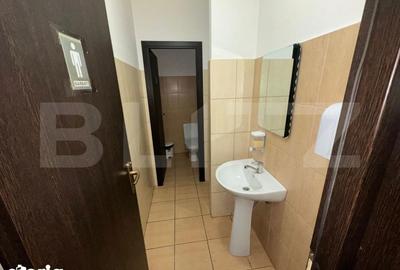 Spațiu comercial, de 140 mp, în Central - 7