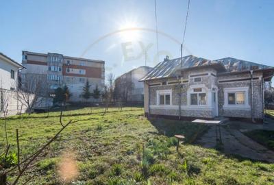 Casă cu 2 camere cu Canalizare în Central - 7