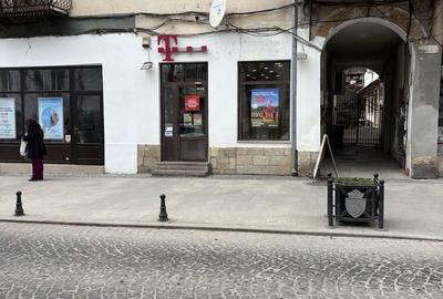 Spațiu comercial, de 65 mp, în Central - 1