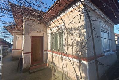 Casă cu 4 camere în Pătuleni - 3