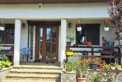 Casă cu 3 camere în Adunații-Copăceni - 6