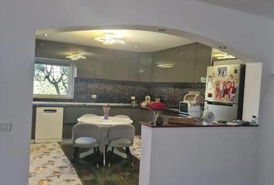 Casă cu 6 camere în Letea Veche - 20