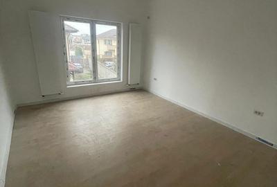 Casă cu 3 camere cu Teren 200 Mp în Central - 8