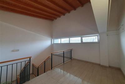 Penthouse cu 3 camere decomandat, mobilat în Girocului - 19