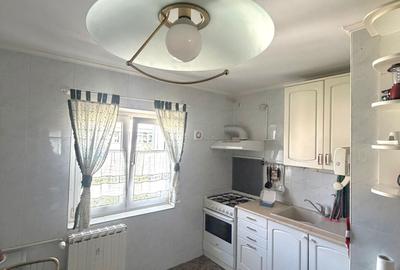 Apartament cu 3 camere, mobilat în Decebal - 11