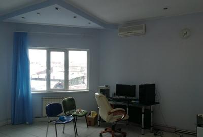 MOSILOR - int. Traian  vila 400 mp pretabila clinica, birouri - 13