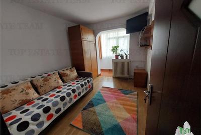 Apartament cu 3 camere decomandat, mobilat în Casa de Cultură - 6