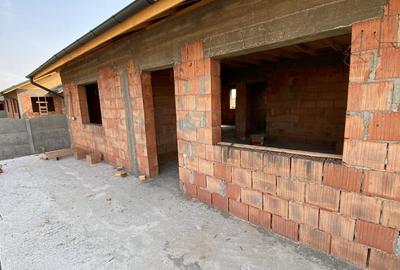 Casă individuală cu 3 camere cu Canalizare în Clinceni - 5