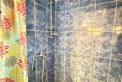 Casă cu 3 camere cu Canalizare în Central - 10