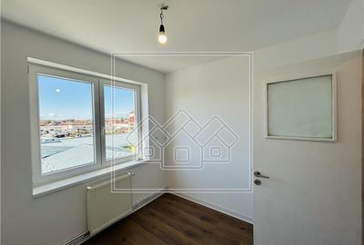 Ap cu 2 camere si balcon, etaj 2/4 - renovat - Zona Terezian - 13