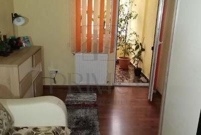 Casă cu 5 camere cu Teren 560 Mp în Sânmihaiu Român - 2