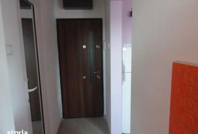 Garsonieră decomandată în Central - 13