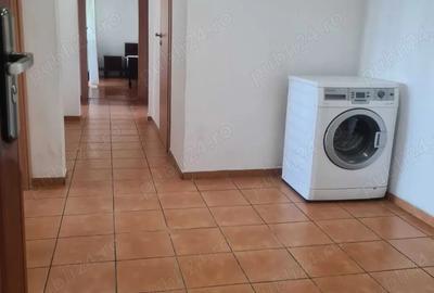 Apartament cu 3 camere decomandat în Central - 2