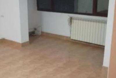 Vitan Mall Metrou DRISTOR bl MIXT reabilitat,decomandata, p/4,balcon,AC,mobilata - 2