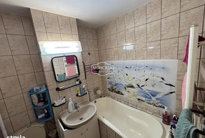 Apartament cu 4 camere decomandat în Central - 1