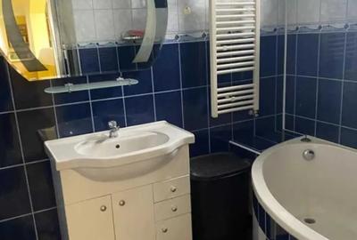 Apartament cu 3 camere decomandat în Central - 4