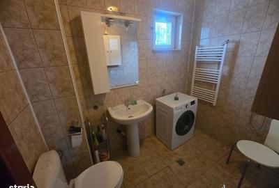 Casă cu 4 camere în Săucești - 11