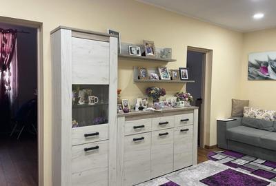 Casa 3 camere - Centru - 120.000 euro (Cod E2) Casa 3 camere - Centru - 120.000 euro (Cod E2) - 4