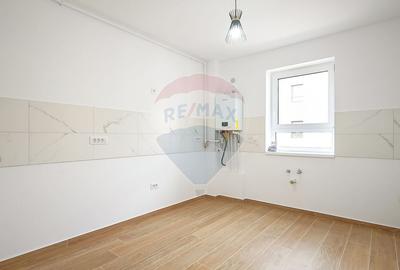 Apartament cu 1 camere decomandat în Tractorul - 4