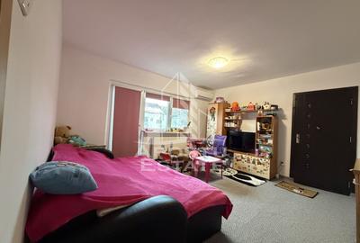 Apartament cu 3 camere,semidecomandat,centrala proprie ,zona Girocului - 5