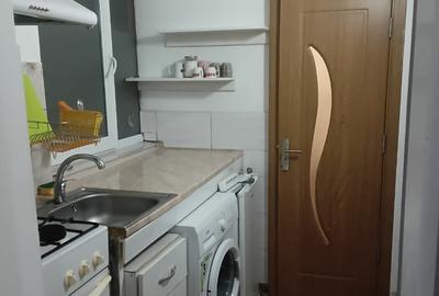 Inchiriez garsoniera spatioasa , total utilata si mobilata - 3