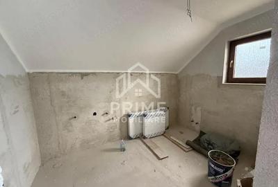 Casă cu 4 camere cu Teren 357 Mp în Central - 11