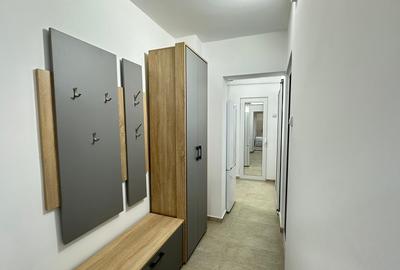 Apartament cu 2 camere decomandat în - 6