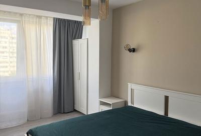 Apartament cu 3 camere decomandat în Obor