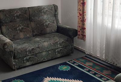 Apartament cu 3 camere semidecomandat în Central - 2