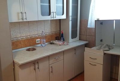 Apartament cu 2 camere decomandat în Săveni - 1