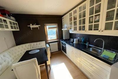 Apartament cu 3 camere decomandat în Torontalului - 5