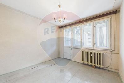 Apartament cu 3 camere semidecomandat în Colentina - 2